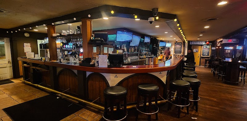 Artful Dodger Pub and Liquor Store