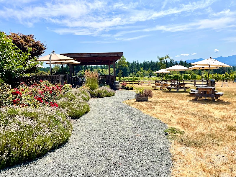 Beaufort Vineyard and Estate Winery 4