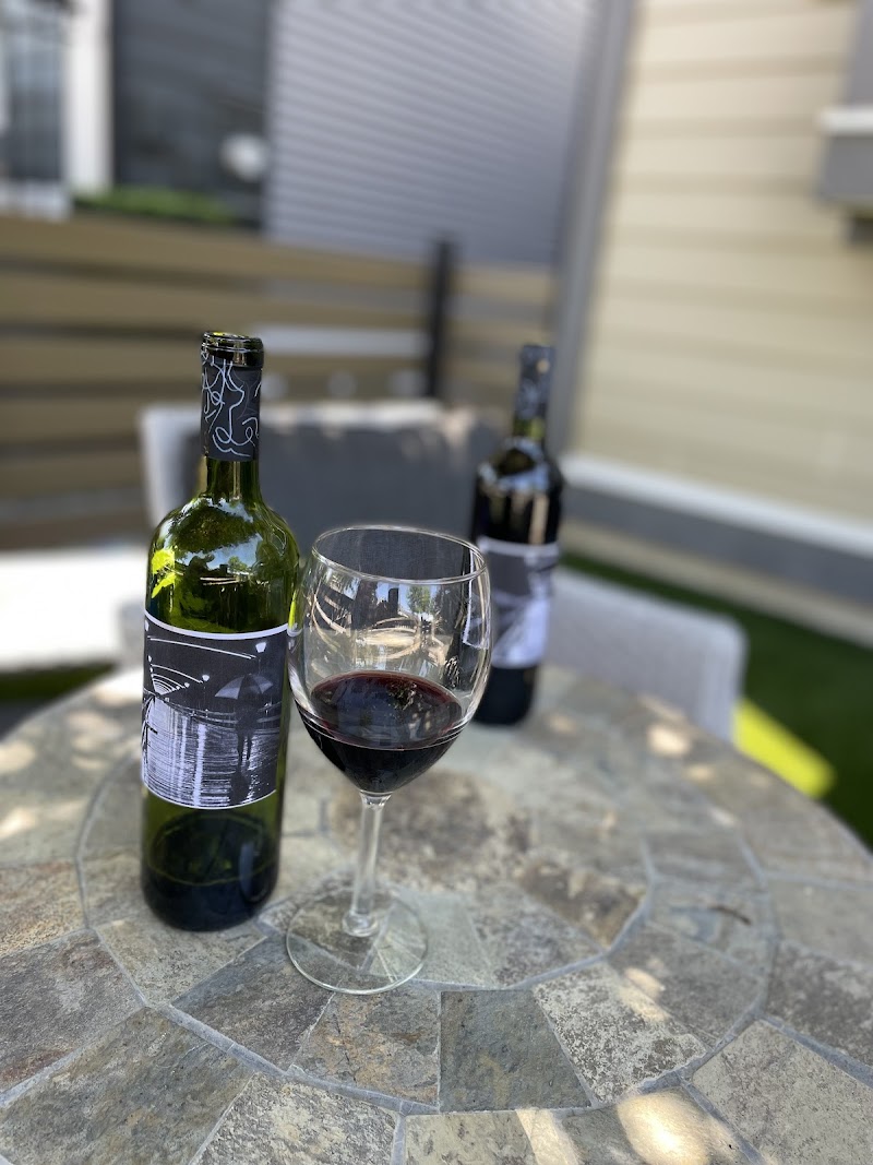 Crescent Wines 2