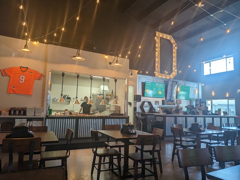 District Pizza, Wings, and Beer