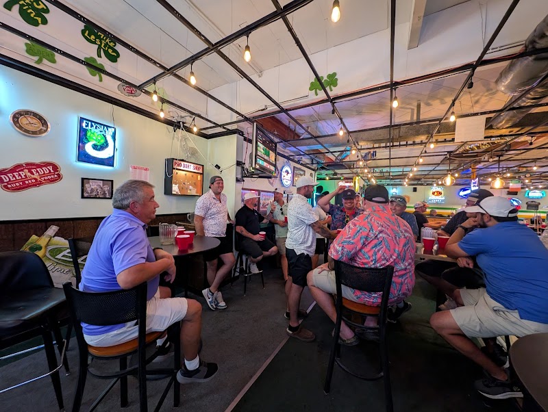 Glynn's Shamrock Pub 3
