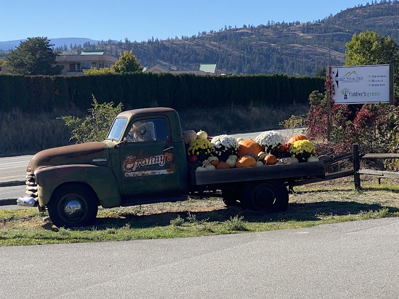 Granny's Fruit Store 4