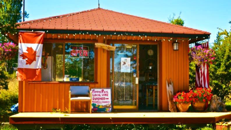 Howling Wolf Farm Market 1