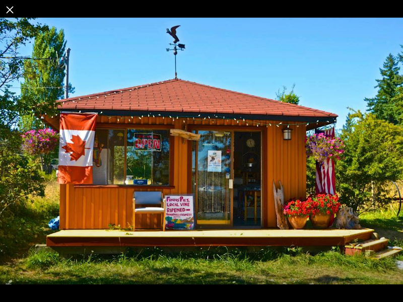 Howling Wolf Farm Market 4