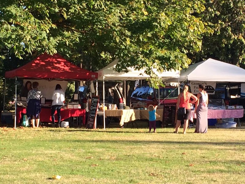 Island Roots Farmers' Market 5