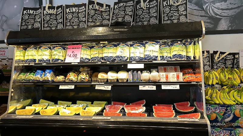 Kin's Farm Market 3