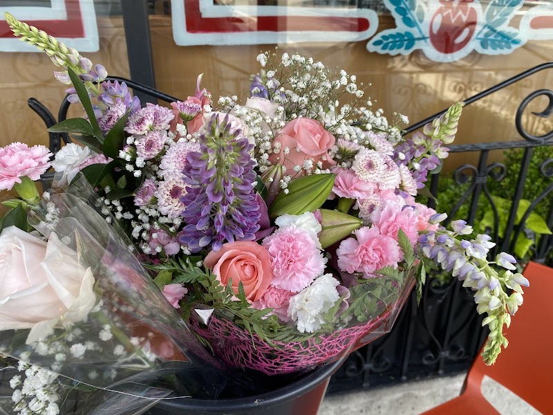 Mayhew Sherwood Produce and Flowers 3