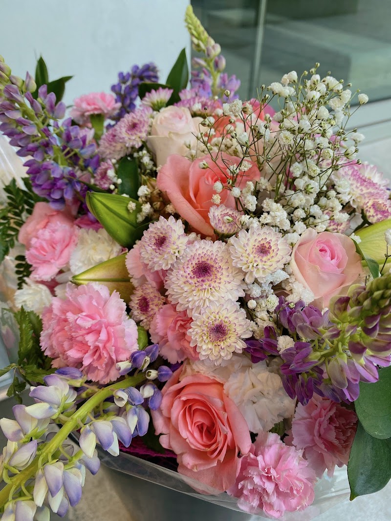 Mayhew Sherwood Produce and Flowers 5