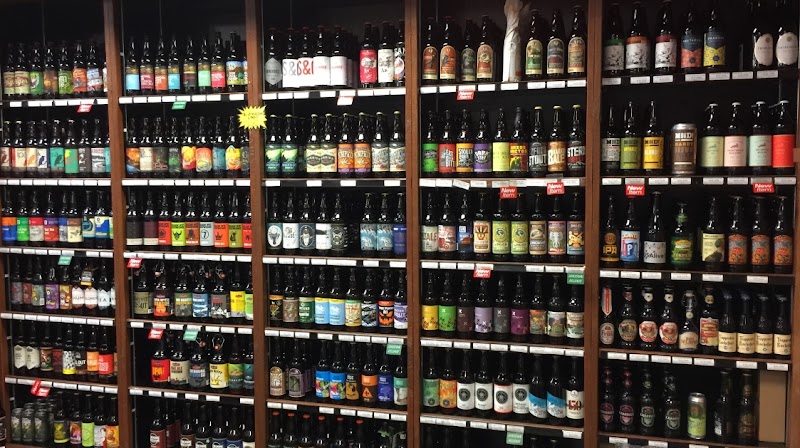Mission Springs Liquor Store 3