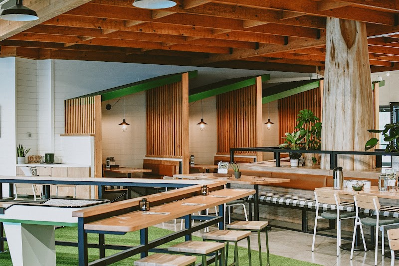 Old Yale Brewing: Abbotsford Craft Brewery + Kitchen