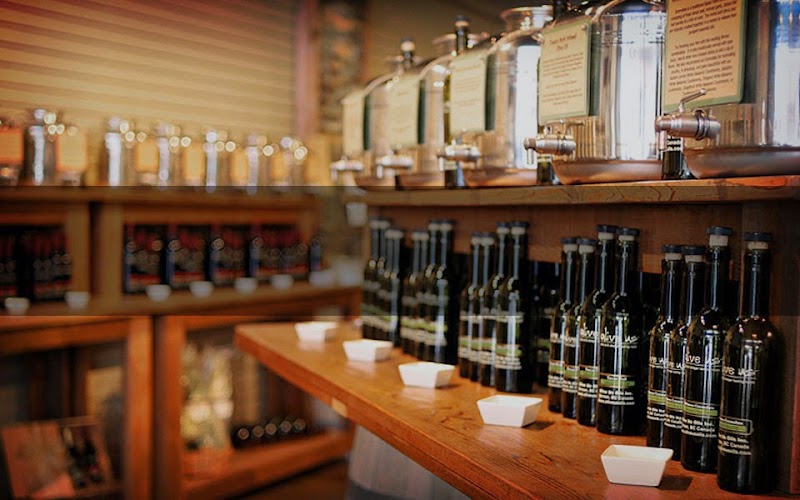 Olive Us Olive Oil and Vinegar Tasting Room 4