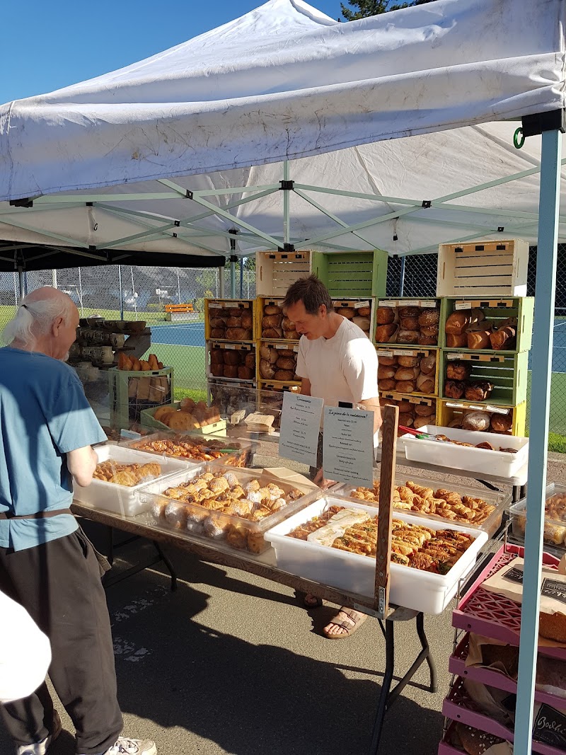 Qualicum Beach Farmers Market 3