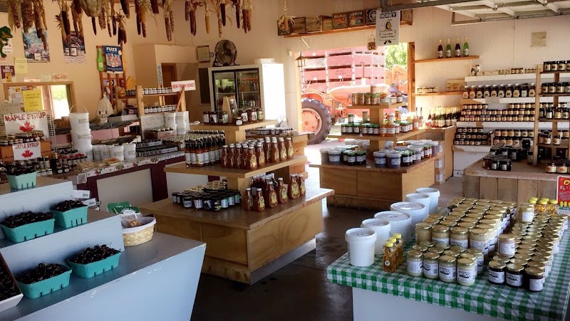 Red Barn Fruit Market 3