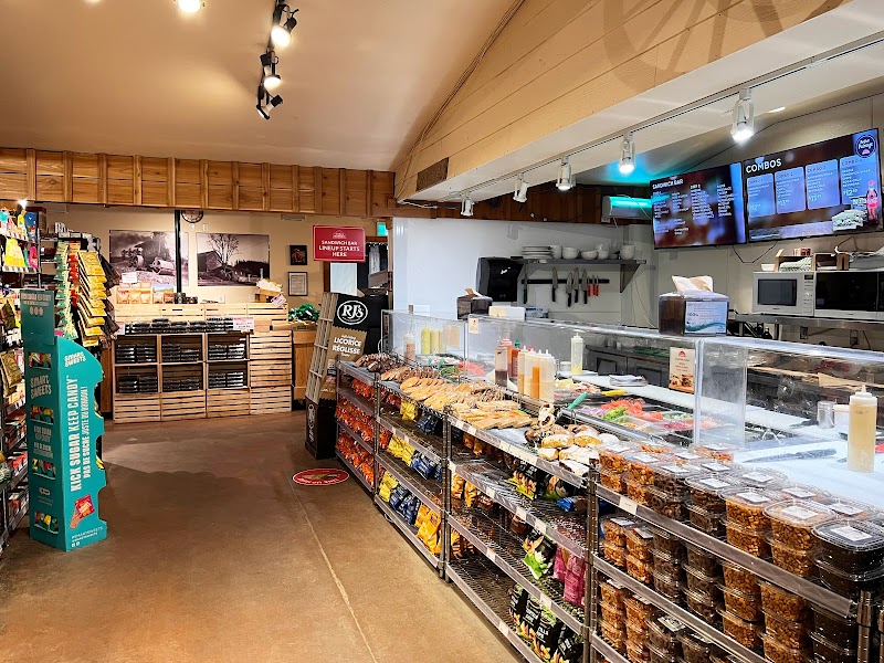 Red Barn Market 3