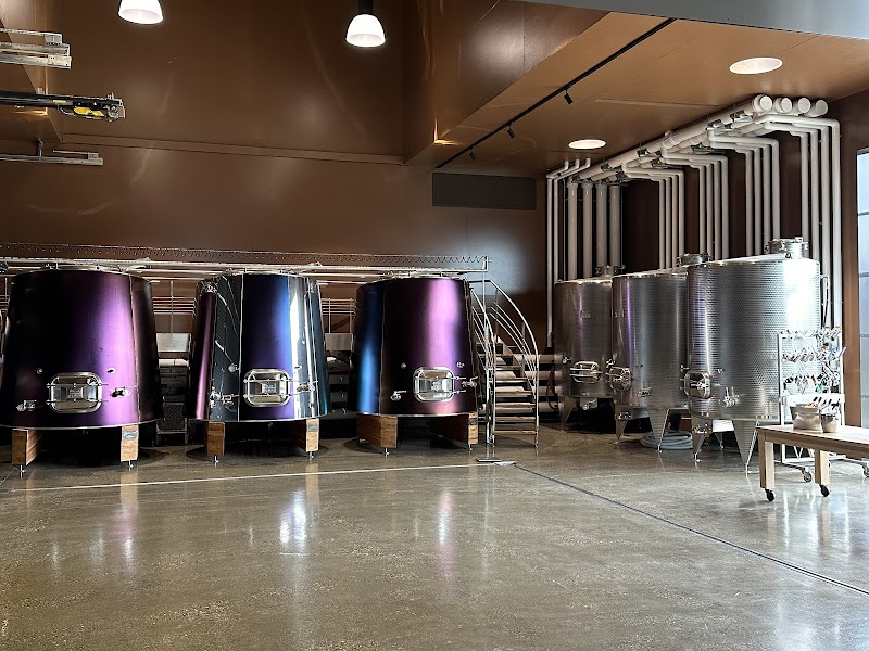 Red Barn Winery at Jagged Rock