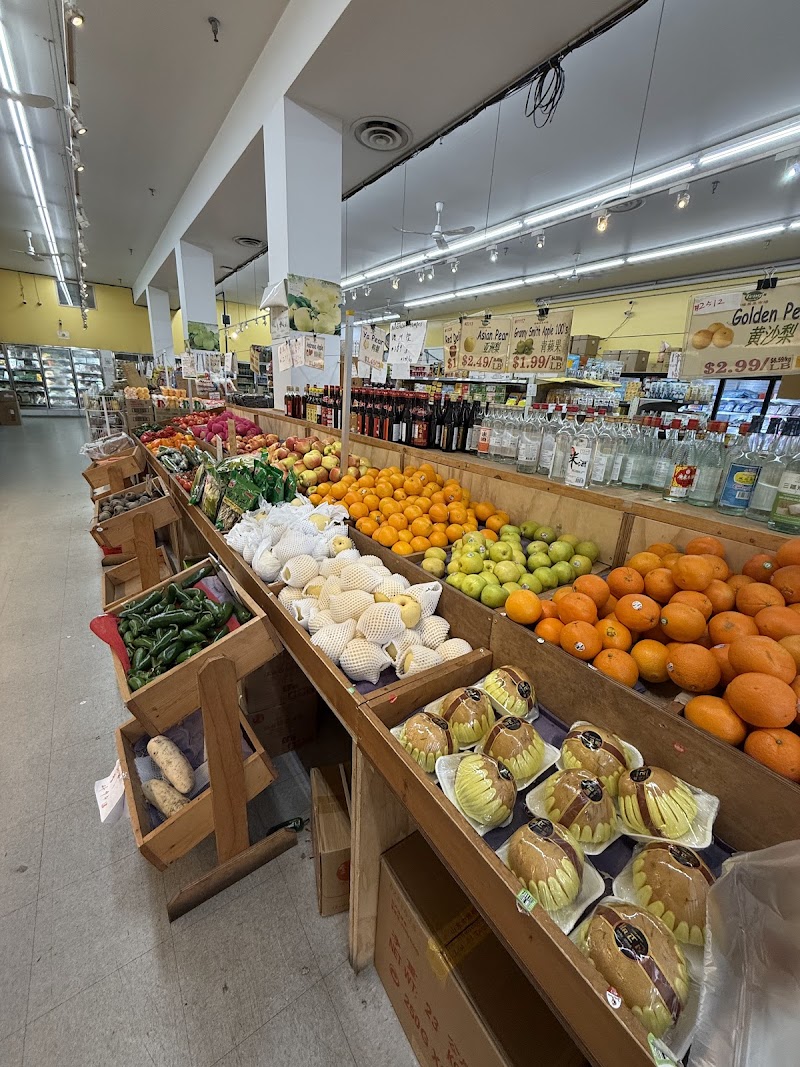 Teng's Market 4
