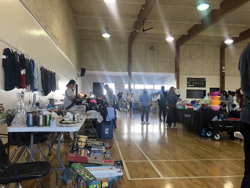 The Cloverdale Market 3