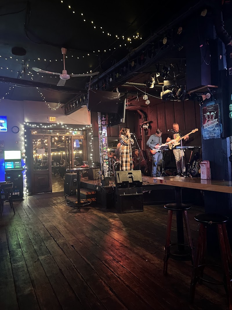 The Terminal Bar Nanaimo 3