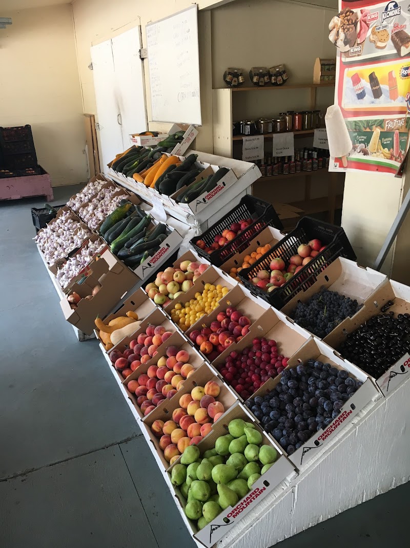 Valley Farms Fruit Stand 2